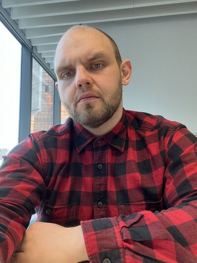  ,   Ryan, 33 ,   ,   