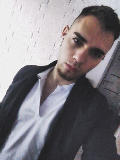  ,   Vladislaw, 23 ,   ,   