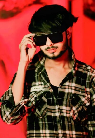  deleted,   Aditya Gupta, 19 ,   ,   