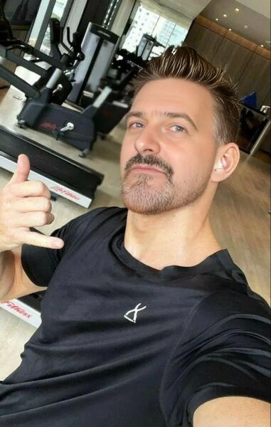   ,   , 46 ,   c 