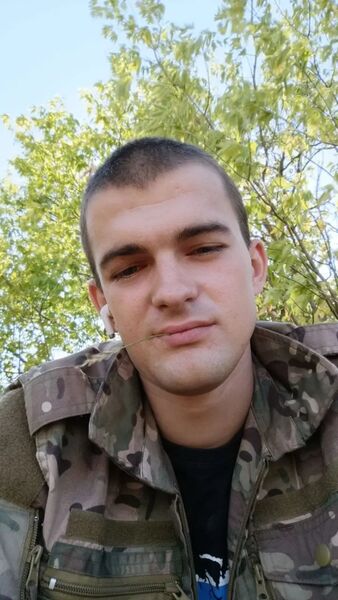  ,   Pavel, 25 ,   ,   , c 