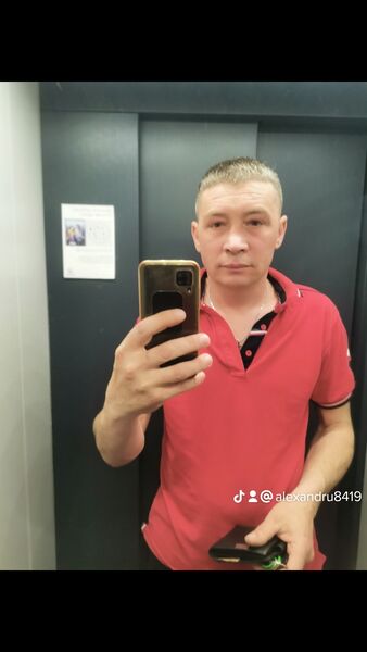  ,   Alexandru, 40 ,   ,   