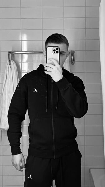  Schleswig,   , 25 ,   ,   
