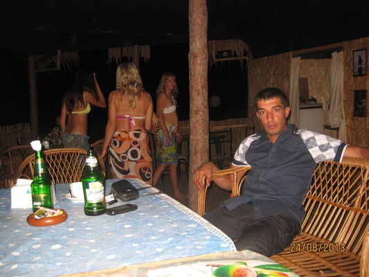 ,   SARGIS, 38 ,   ,   , c 