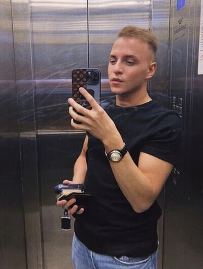  ,   Makar, 31 ,   ,   