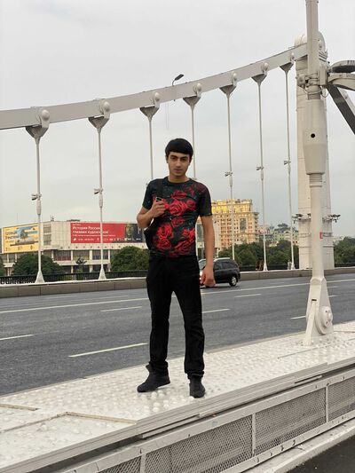  ,   Arman, 25 ,   ,   