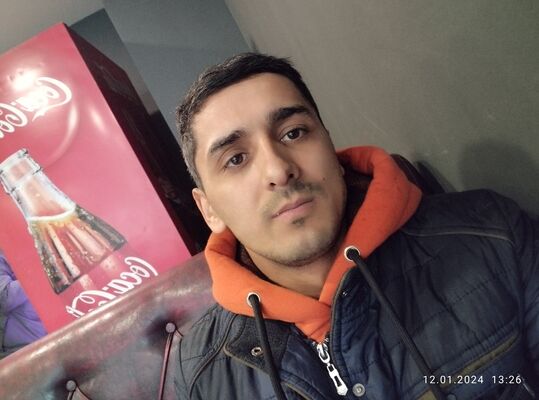  ,   Sobir, 32 ,   ,   , c , 
