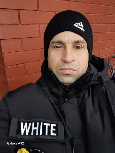  ,   Yordaniel, 44 ,   ,   