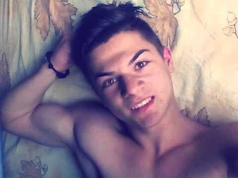  ,   Oliver, 29 ,   , 