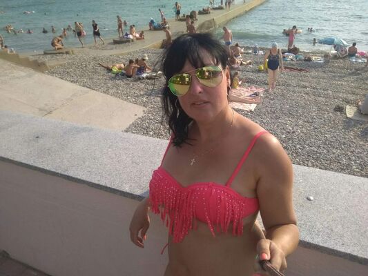  ,   Lyudmila, 44 ,     , c , 