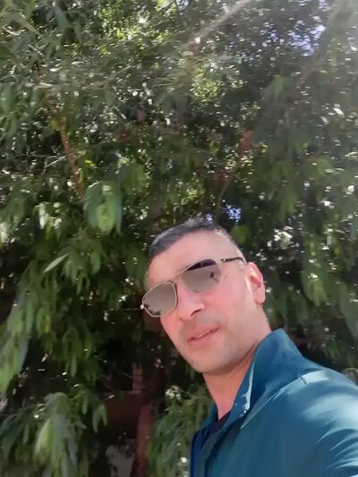  ,   Husen, 42 ,   ,   