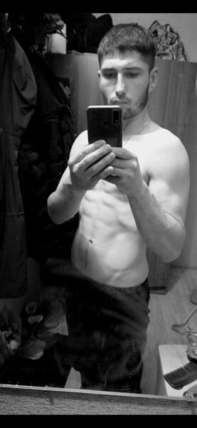  ,   Vladimir, 33 ,   ,   