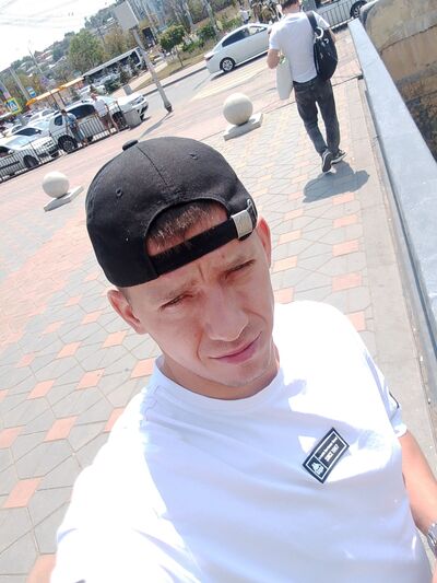  ,   Ivan, 28 ,   ,   
