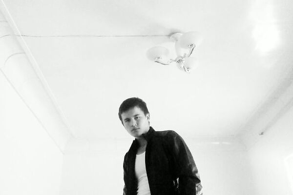  ,   Daler, 28 ,   