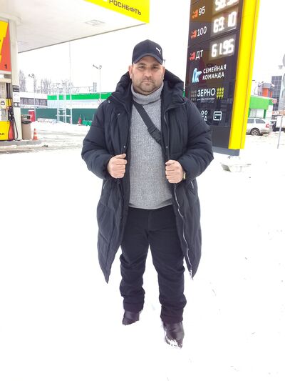  ,   Maikol, 44 ,   ,   