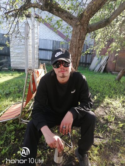  ,   King, 28 ,   c , 