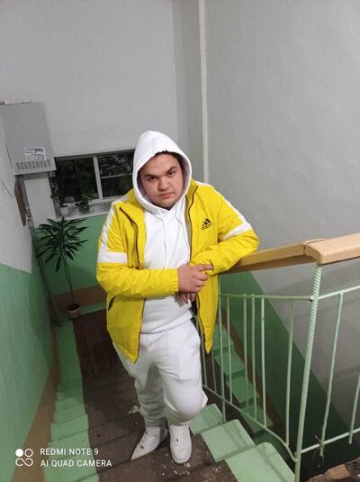  ,   Maxim, 18 ,   ,   