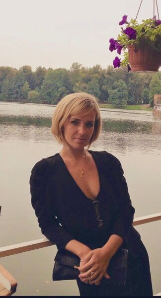  ,   Tanya, 40 ,   ,   