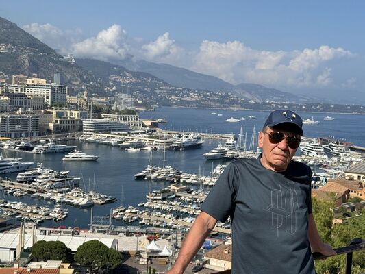 ,   Alex, 68 ,   ,   