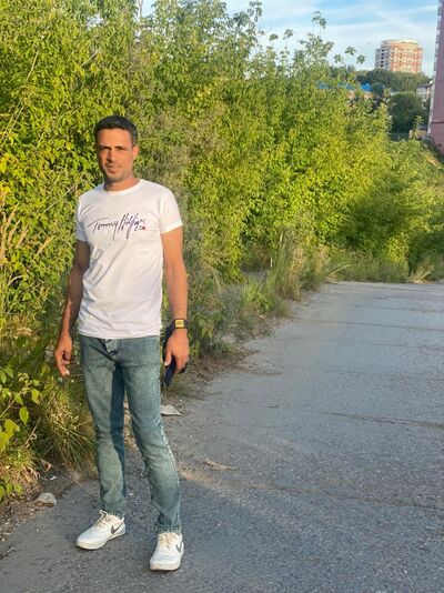   ,   Man, 40 ,   ,   