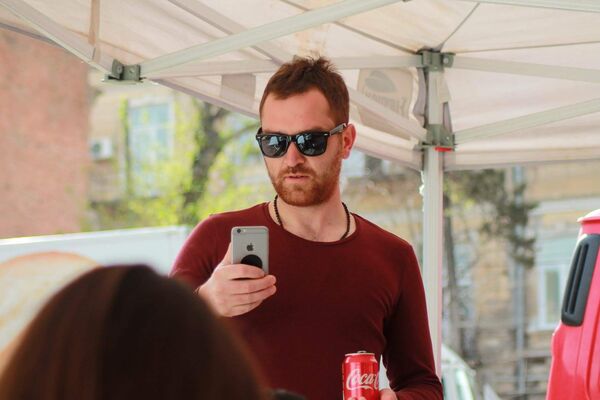  ,   Nik, 35 ,   ,   
