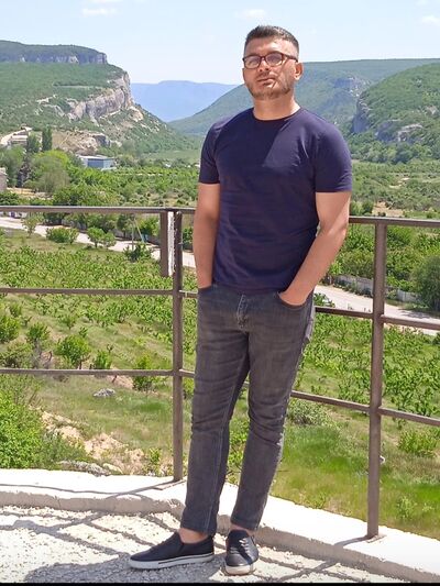  ,   Zaza, 37 ,   