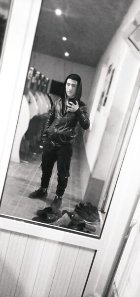  ,   Mc UlA, 22 ,     