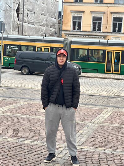 ,   Marat, 28 ,   ,   