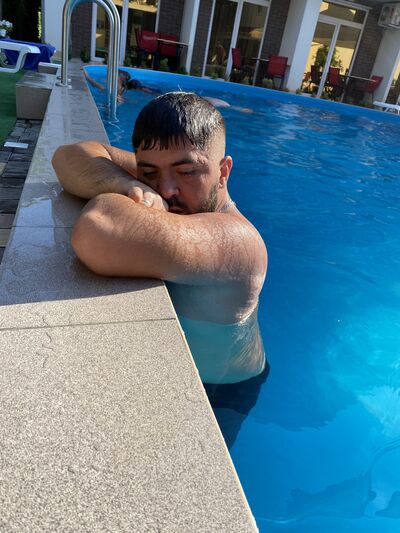  ,   Alex, 35 ,   ,   
