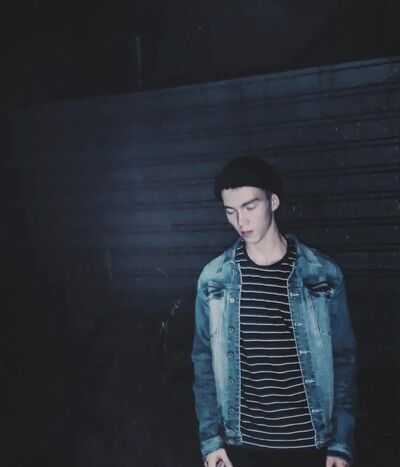  ,   Vladislav, 27 ,     