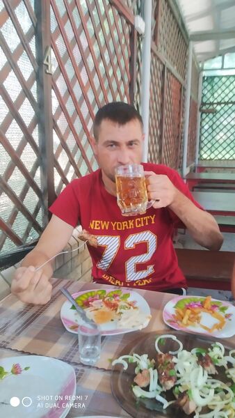  -,   Yarik, 40 ,   ,   , 