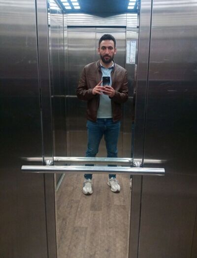  ,   Ali, 33 ,   ,   