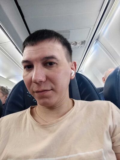  ,   Sergei, 34 ,   ,   