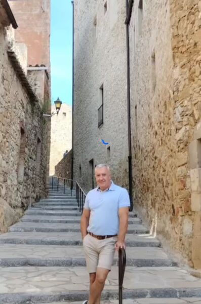 ,   Tony, 61 ,   ,   