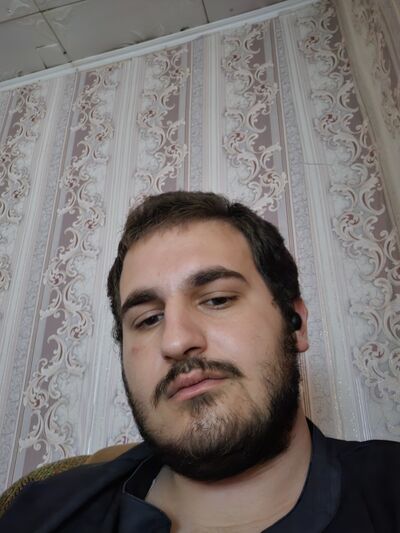  ,   Maksim, 20 ,   ,   , c , 