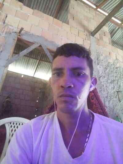  --,   Valiston, 25 ,   ,   , c 