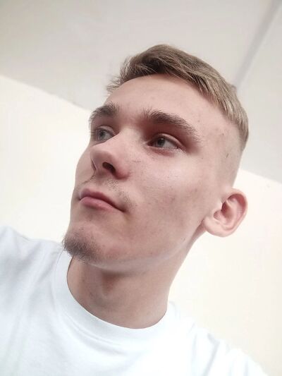  ,   Egor, 21 ,   ,   