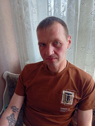  ,   Andrei, 44 ,   ,   