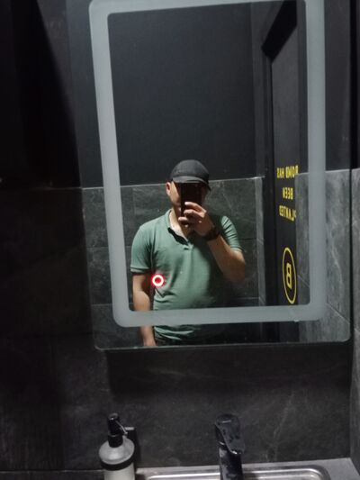  ,   Khalid, 22 ,     , c 