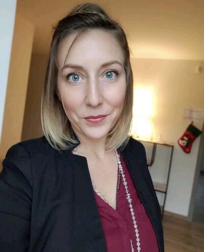  Acigne,   Claudialopez, 42 ,   ,   