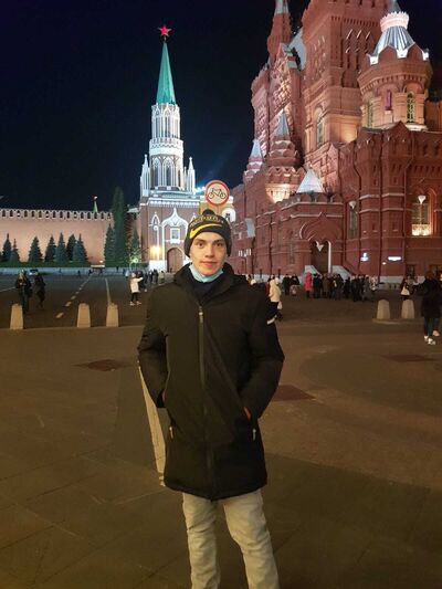  ,   Denis, 21 ,   ,   , c 