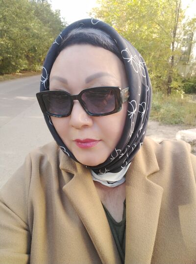  ,   Karla, 52 ,   ,   
