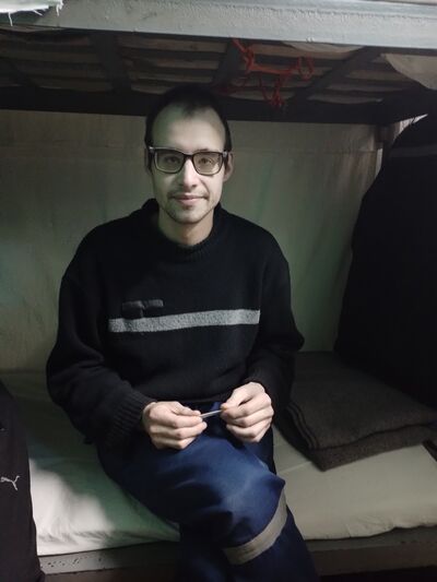  ,   Rudik, 33 ,   ,   