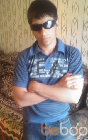 ,   Sky, 32 ,  