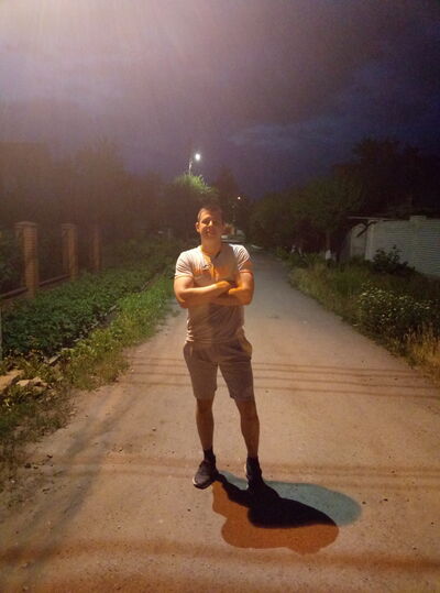  ,   Maksim, 26 ,   