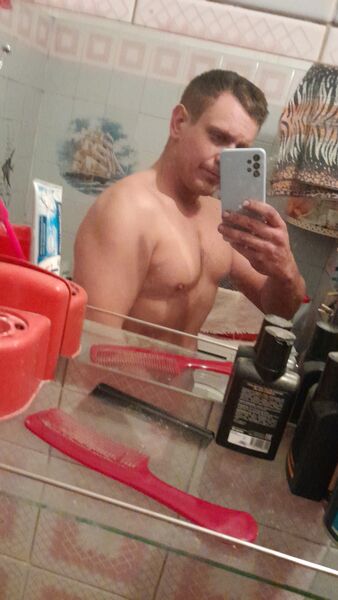  ,   Sergei, 34 ,   ,   