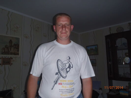  ,   Dima, 41 ,  