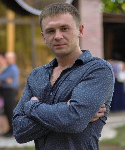  ,   Nik, 38 ,   ,   