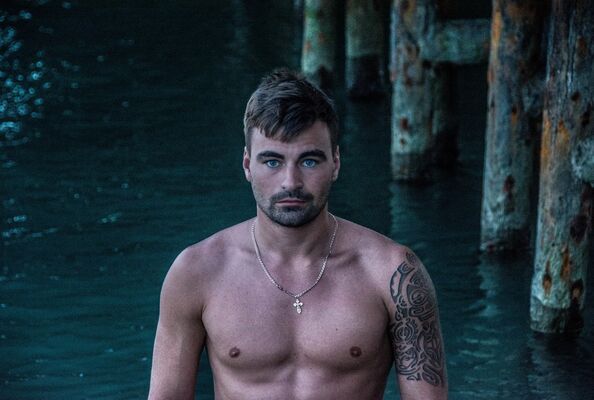  Azpa,   Mark, 39 ,   ,   
