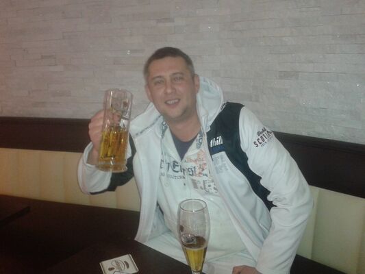  ,   TANKIST, 44 ,   ,   , c 